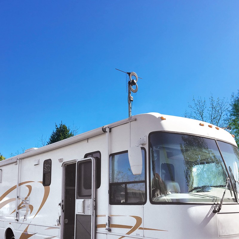 Antennas Direct ClearStream 2 RV Amplified On-The-Go TV Antenna, UHF