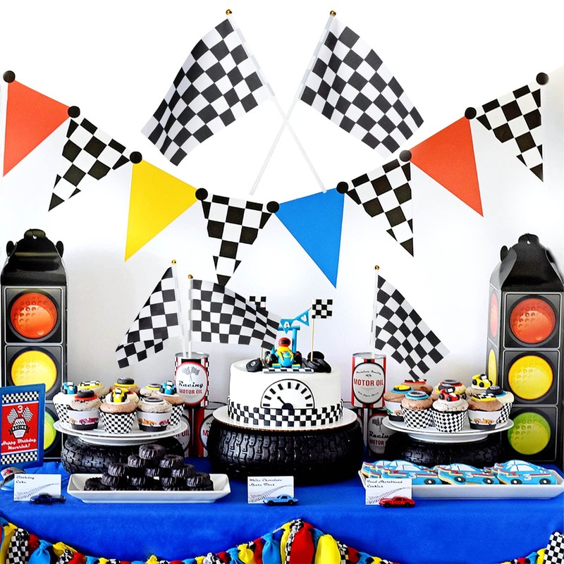 30Pcs Checkered Black and White Racing Stick Flag Small Mini