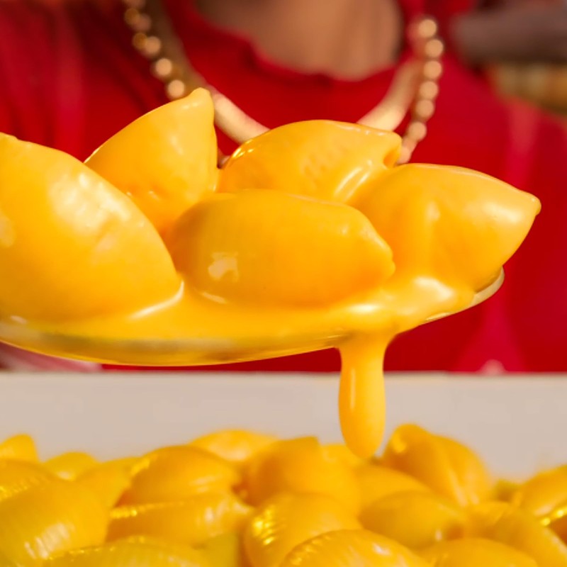 Velveeta Shells & Cheese Original Microwaveable Shell Pasta & Cheese