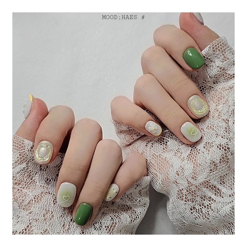 [M;H #] Spring Daisy handmade nail tips - Enter Lake
