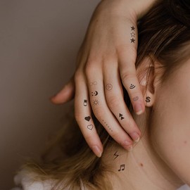 Everjoy Realistic Small Mini Fake Temporary Finger Tattoo Sticker - Simple Small Black Icon Design Tattoos