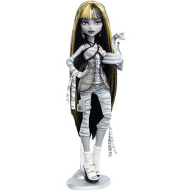 Monster High Reel Drama Doll, Cleo De Nile Black and White Reproduction Collectible with Doll-Size and Life-Size Posters, Horror Flick Theme, and Pet, JDR65