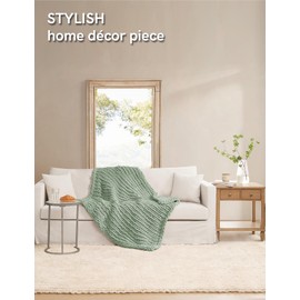 YnM Chunky Throw Blanket, Medium-Weight, Hand Knitted with Chenille Yarn, Skin Friendly, Ventilated and Breathable, Machine Washable, Home Décor Piece for Couch, Sofa and Bed (Sage Green, 60x80 Inch)