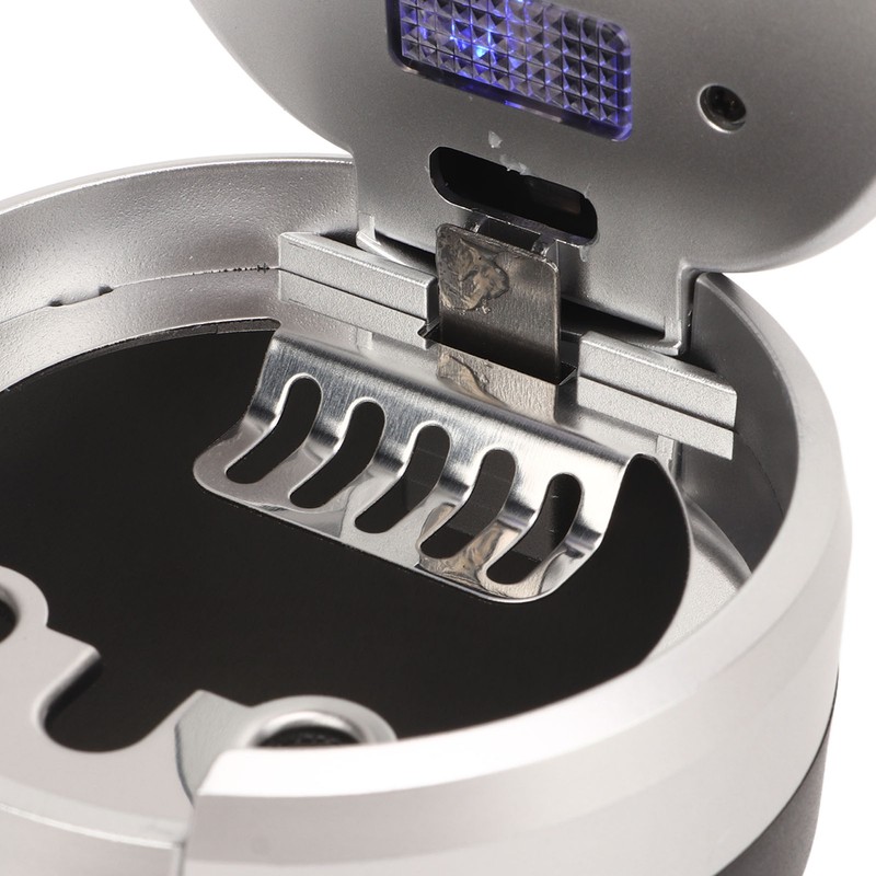 Portable Car Ashtray Mini Silver Edge Fire Prevention Smokeless Auto