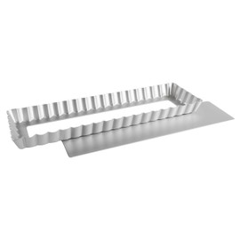 Fat Daddio's PFT-1375 Rectangle Fluted Tart Pan, 13.75 x 4.25 Inch