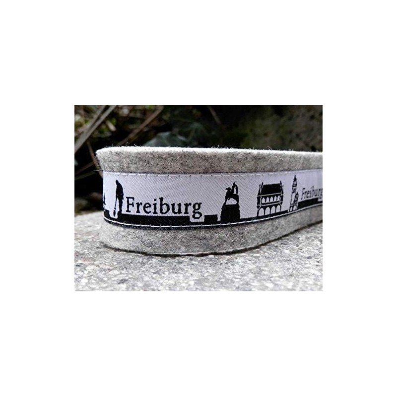 Schlüsselanhänger Schlüsselband hellgrau Freiburg Skyline schwarz weiß Geschenk!