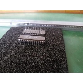 Cypress CY7C150-25DC 1KX4 SRAM CERDIP LOT OF 2PCS