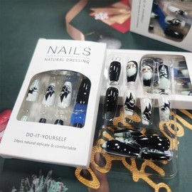 24Pcs Cute Santa Claus Press on Nails Christmas Deer Fake Nails Glossy Black Acrylic False Nails Medium Coffin Xmas Snowing Gel Glue on Nails Christmas Tree Stick on Nail for New Year Gift Women Girls