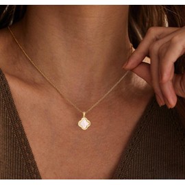 JURYLOO Clover Necklace for Women - 14K Gold Plated Four Leaf CZ Pendant Necklace Lucky Charm Jewelry Gifts for Women NK-Clover-White