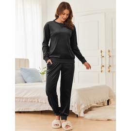 Ekouaer Womens Pajamas Sets Velvet Long Sleeve Jogger Pjs Soft Sleepwear 2 Piece Lounge Sets Casual Tracksuits Black Medium