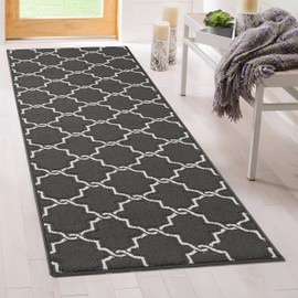 Creative Home Ideas – Tufted Runner - Yohan Trellis Rug - Modern Home Décor - Washable Rug - Accent Carpet for Entryway & Hallway - Measures 26" x 60" - Dk Grey and White