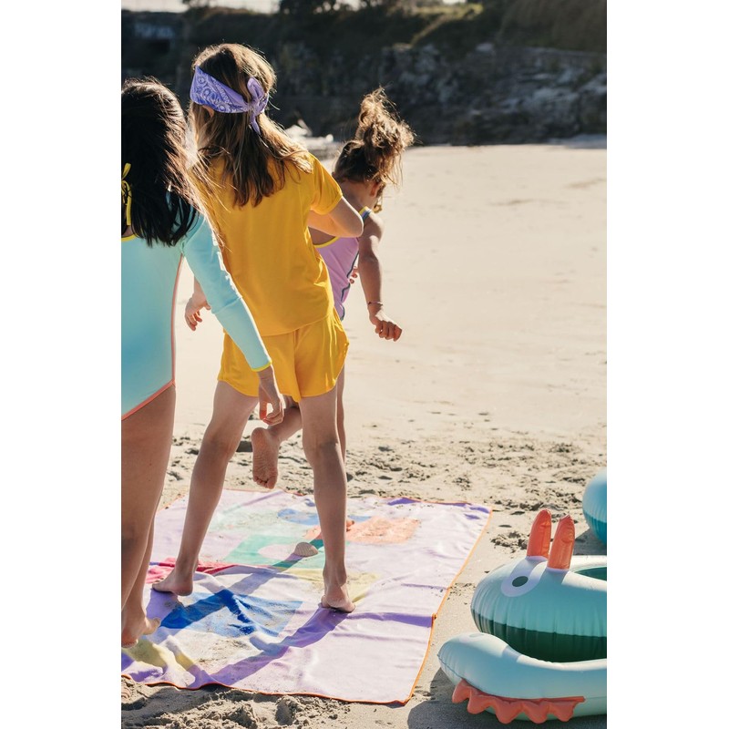 Quut Beach / Pool Towel for Kids with Game -