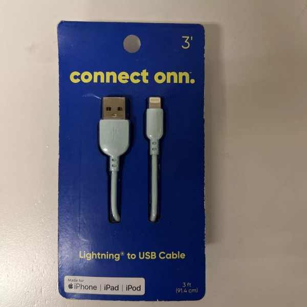 For Apple onn. 3' Quick Charge to USB Cable, Aqua