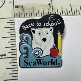Rare SeaWorld Back to School Polar Bear Pin – Limited Edition 1200 VERY RARE