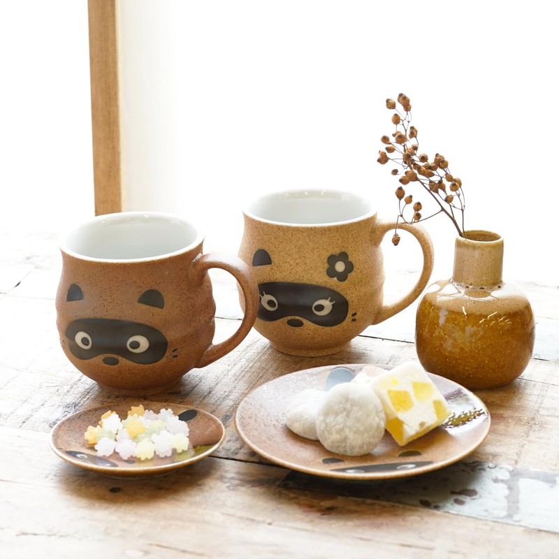 Fukubeya Mino Ware Raccoon Plates, Set of 4, Made in