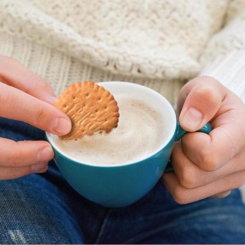 Bahlsen Hit Cocoa Vanilla Cookie with Chocolate Filling (3 Pack,