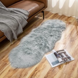 Miulee Faux Fur Rug Fluffy Soft Warm Modern Floor Mat Sofa Mat Faux Fur Deco Fur Irregular Bed Mat Wool Longhair Optics Cosy