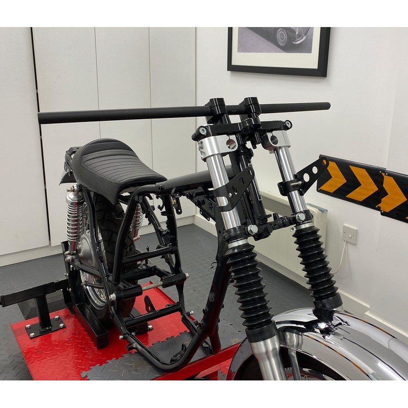 Pair Of Black Universal Fork Mount Headlight Brackets To Fit