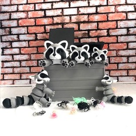 Dumpster Raccoon, 3D Printed Articulated Racoon, Trash Panda with Optional Dumpster, Articulated Raccoon Fidget Toy Raccoon - Size: 1 Large Racoon ONLY
