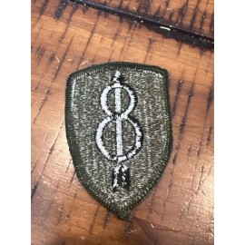 US ARMY 8TH INFANTRY DIVISION OD SUBDUED PATCH (1980's NOS) BDU ORG VTG MILITARY
