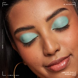 NYX PROFESSIONAL MAKEUP Jumbo Eye Pencil, Blendable Eyeshadow Stick & Eyeliner Pencil - Macaroon (Mint)