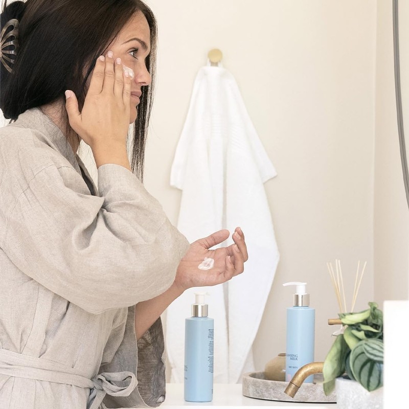Beauté Pacifique - Cleansing Milk - Dry Skin - Rich