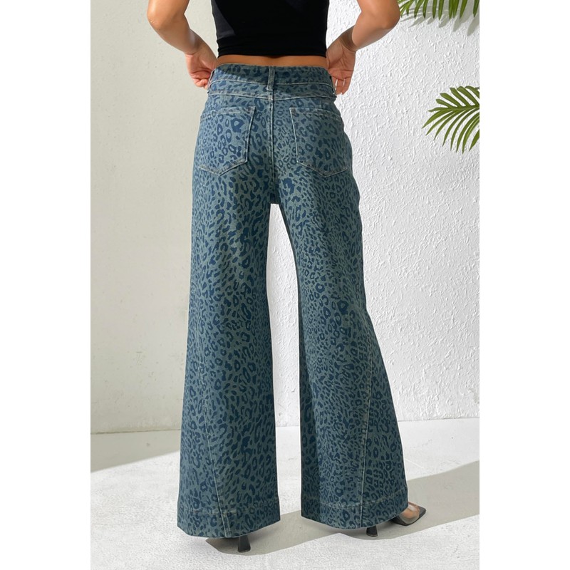 heipeiwa Women's Leopard Rhinestone Flare Jeans High Waist Bell Bottom