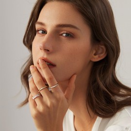 Finrezio 14K Gold Plated Rings for Women Stackable Gold Rings Non Tarnish Dainty Gold Stacking Cubic Zirconia Band Ring Set Promise Wedding Engagement Rings Size 5 6 7 8 9 10