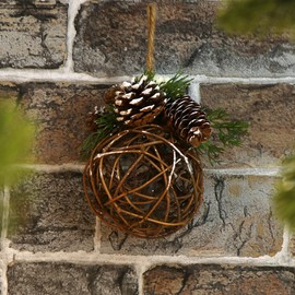 com-four® Christmas Hanger for Christmas Decoration, Christmas Tree Hanger as Winter Decorative Item, Decorative Figure as Room Decoration or Gift (1 Piece - Ball 10 x 15 cm White + Cones)