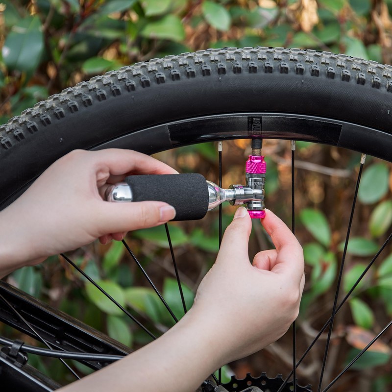 PINNAMAX CO2 Bicycle Pump Set - CO2 Inflator with 16