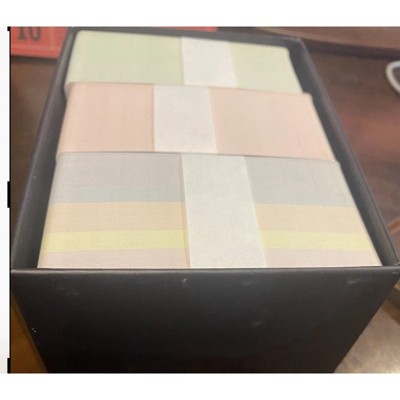 GAME 10 Hits Ultimate Music Trivia Game 375 Questions New