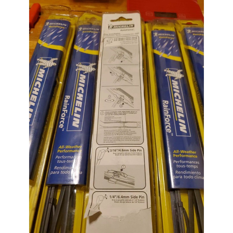 Michelin 3720 RainForce All Weather Performance Windshield Wiper Blade 20"