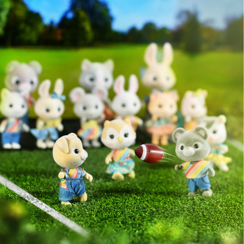 Honey Bee Acres Playground Pals Includes 9 Different Animal Play