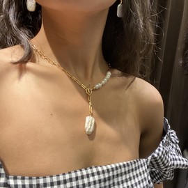 KVLmoze Paper Clip Necklace, Pearl Pendant Necklace 18k Gold Plated Chunky Chain 3cm Irregular Pearl Charm Vintage Stylish Necklace for Women Girls