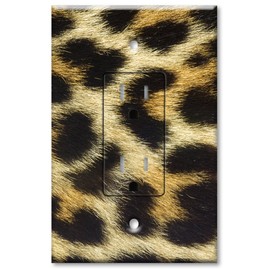 Printed - Tamper Resistant Electrical Outlet with matching Wall Plate - Faux Leopard Fur