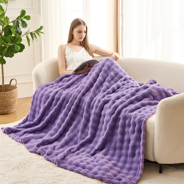 Deamsure Throw Blanket for Couch Lavender 3D Bubble Fleece Soft