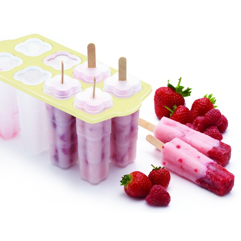 KitchenCraft Ice Lolly Maker with 8 Moulds and 16 Wooden