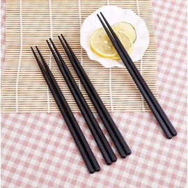 TOTKEN Chopsticks, 5 Pairs Reusable Black Dishwasher Safe Non-Slip Chopsticks with Gift Box (Rocket)