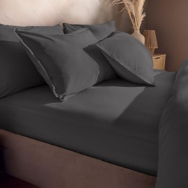 Silentnight Washed Cotton Rich Fitted Sheet - Soft Stylish Linen-Look Comfortable Bottom Sheet - Deep Fit with Elasticated Corners - Breathable Fabric Machine Washable, Double Bed Mattress, Charcoal