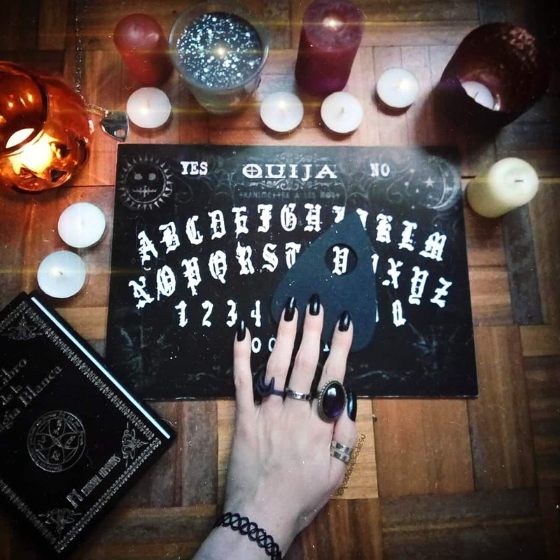 WICCSTAR Wooden black Ouija board game with planchette and detailed