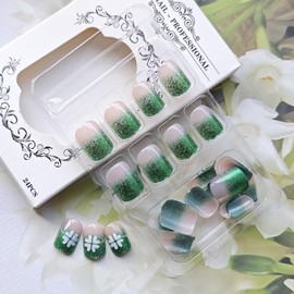 24Pcs St. Patrick's Day Press on Nails Short Square French Tip Fake Nails White Shamrock with Green Glitter False Nails Full Cover Glue on Nails Design Irish Stick on Nails for Women Acrylic Nails