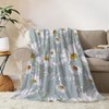 YeeJu Daisy Throw Blanket 50x60 White Floral Blanket Throw Blanket for Couch Sofa Bed Soft Cozy Lightweight Fuzzy Plush Fleece Blankets Spring Summer Flower Decorations Blanket 50 by 60