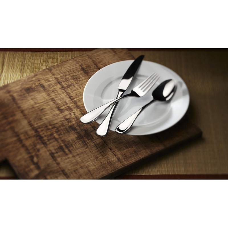 Oneida Silverware Set For 8, Voss 45-Piece Everyday Flatware Set