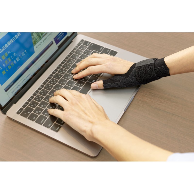 Nakayama Style Thumb/Wrist Taping Supporter, Size M, Wrist Circumference: 5.9