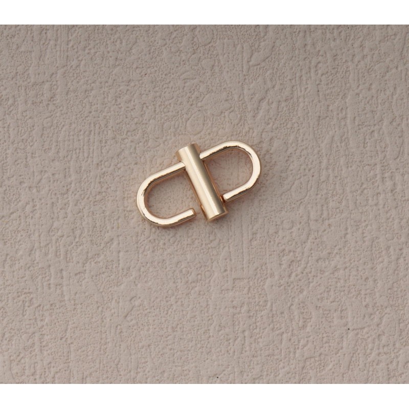 Ruwado 4 Pcs Adjustable Metal Buckles Strap Shorten Clasps Chain