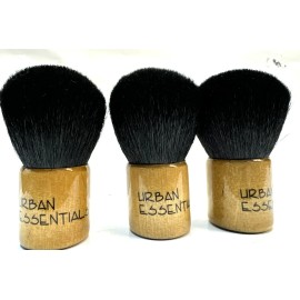3 urban essentials makeup brushes