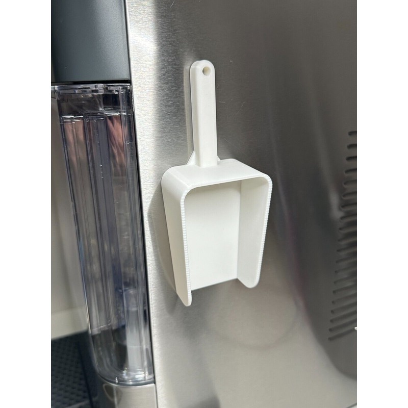GE counter top ice maker, MAGNETIC ice scoop white FREE