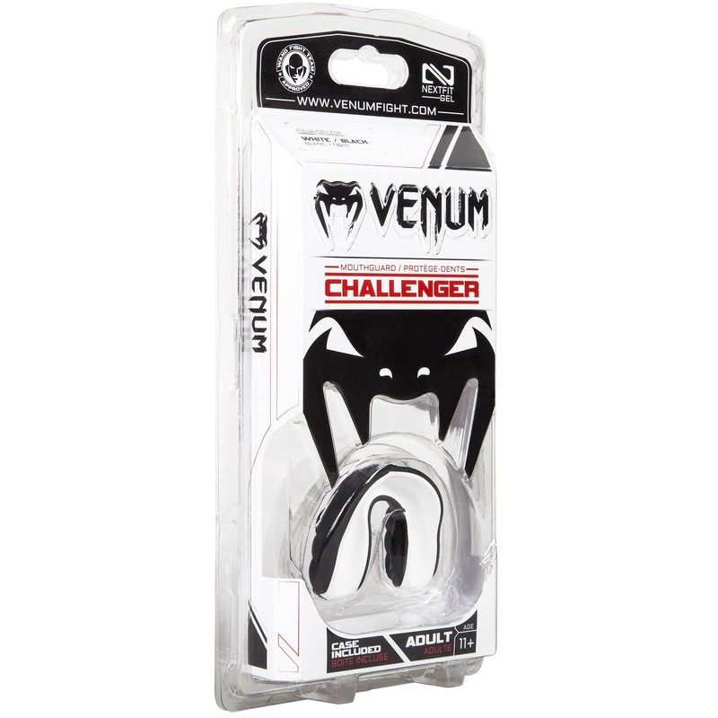 Venum Challenger Mouth Guard Adults', black