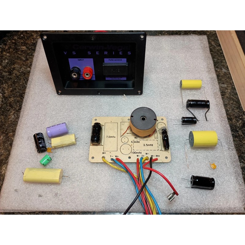 Cerwin-Vega Cerwin Vega VS-120 Crossover Restoration Re Cap Kit 40mf