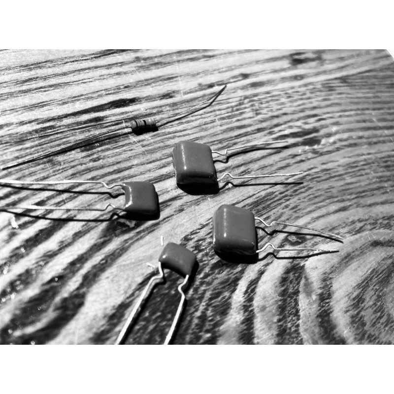 Boss DS-1 Distortion "British" Mod Kit by Guitarburger